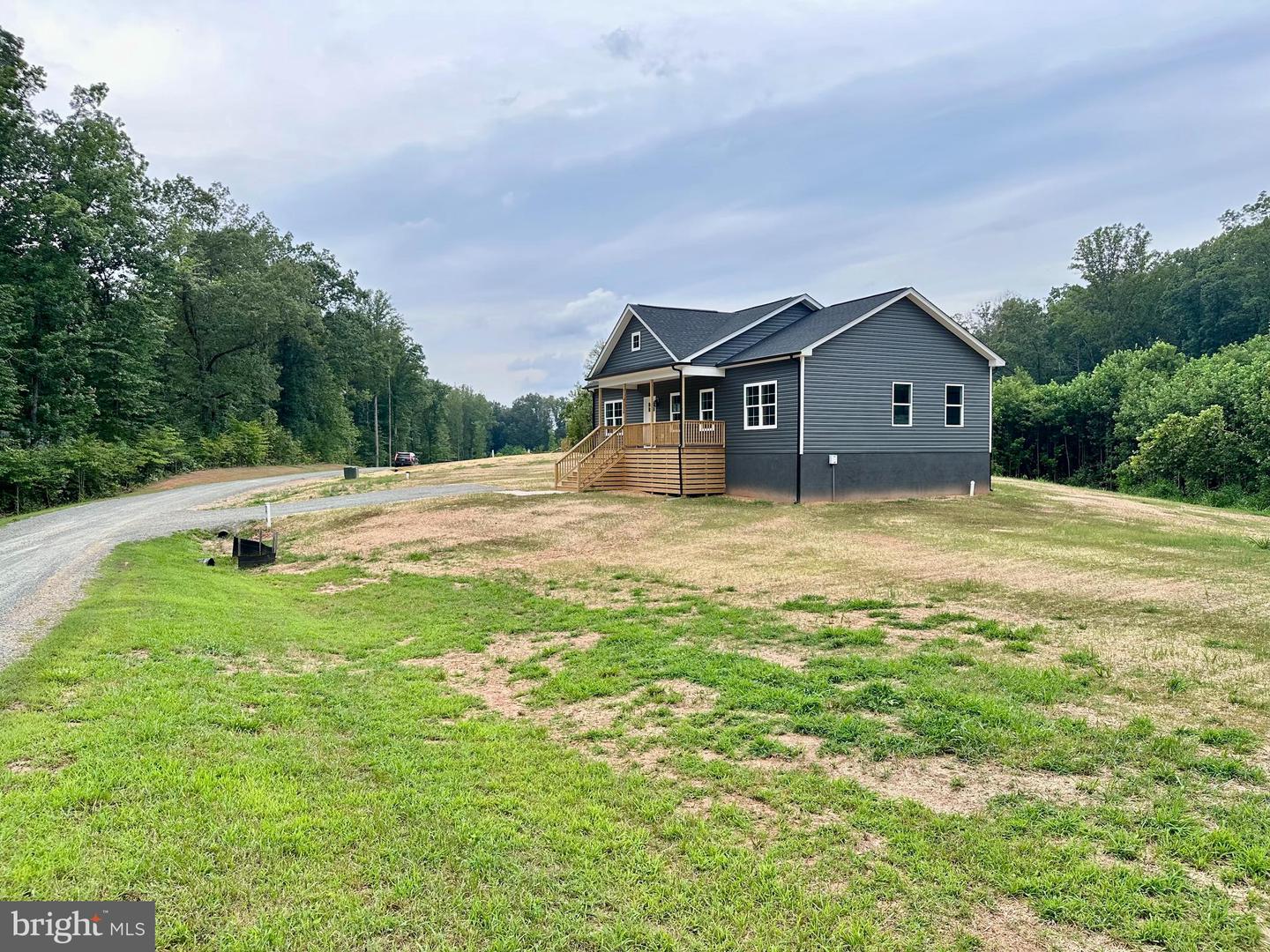 25350 MEADOW BROOK RD, UNIONVILLE, Virginia 22567, 3 Bedrooms Bedrooms, 5 Rooms Rooms,2 BathroomsBathrooms,Residential,For sale,25350 MEADOW BROOK RD,VAOR2010446 MLS # VAOR2010446