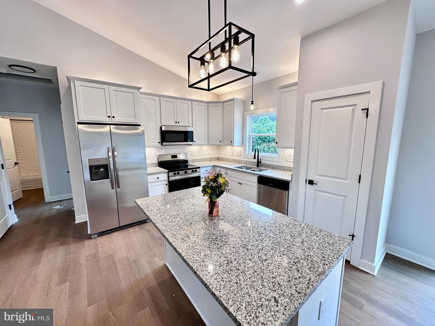 25350 MEADOW BROOK RD, UNIONVILLE, Virginia 22567, 3 Bedrooms Bedrooms, 5 Rooms Rooms,2 BathroomsBathrooms,Residential,For sale,25350 MEADOW BROOK RD,VAOR2010446 MLS # VAOR2010446