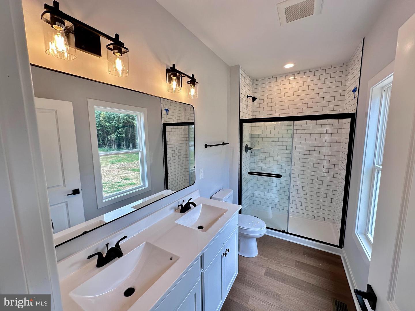 25350 MEADOW BROOK RD, UNIONVILLE, Virginia 22567, 3 Bedrooms Bedrooms, 5 Rooms Rooms,2 BathroomsBathrooms,Residential,For sale,25350 MEADOW BROOK RD,VAOR2010446 MLS # VAOR2010446