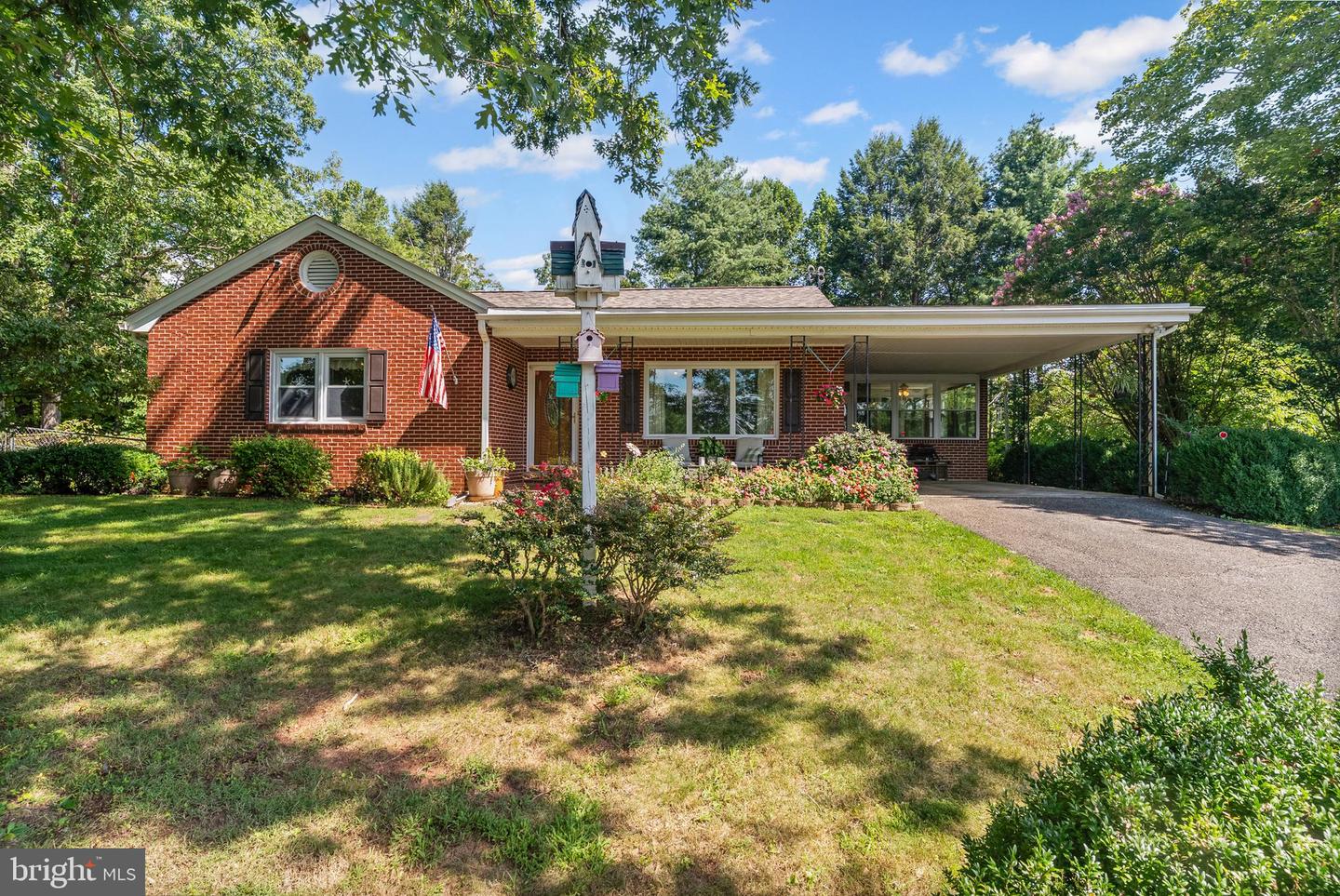 10735 HENRY DR, HENRY, Virginia 24102, 4 Bedrooms Bedrooms, ,2 BathroomsBathrooms,Residential,For sale,10735 HENRY DR,VAFK2000086 MLS # VAFK2000086