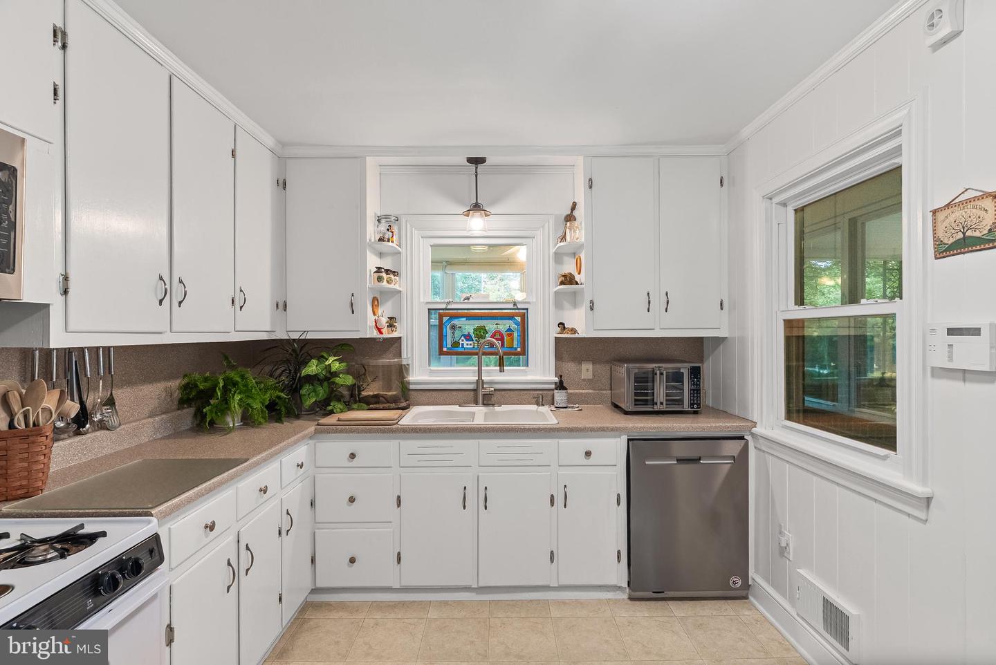 10735 HENRY DR, HENRY, Virginia 24102, 4 Bedrooms Bedrooms, ,2 BathroomsBathrooms,Residential,For sale,10735 HENRY DR,VAFK2000086 MLS # VAFK2000086