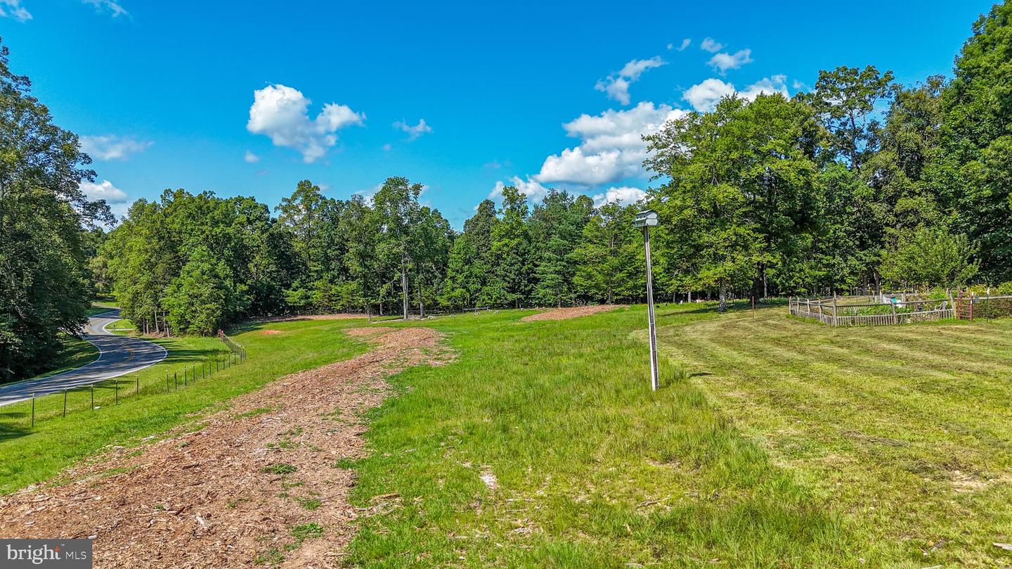10735 HENRY DR, HENRY, Virginia 24102, 4 Bedrooms Bedrooms, ,2 BathroomsBathrooms,Residential,For sale,10735 HENRY DR,VAFK2000086 MLS # VAFK2000086