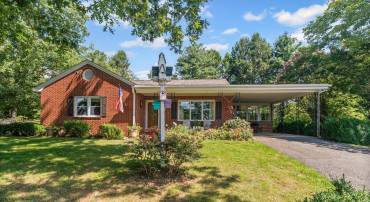 10735 HENRY DR, HENRY, Virginia 24102, 4 Bedrooms Bedrooms, ,2 BathroomsBathrooms,Residential,For sale,10735 HENRY DR,VAFK2000086 MLS # VAFK2000086