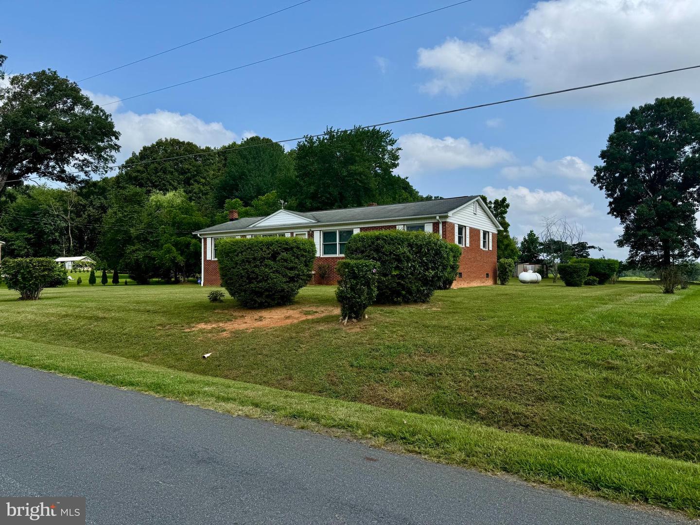 7183 OAK DR, REVA, Virginia 22735, 3 Bedrooms Bedrooms, ,1 BathroomBathrooms,Residential,For sale,7183 OAK DR,VACU2011248 MLS # VACU2011248