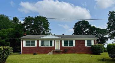 7183 OAK DR, REVA, Virginia 22735, 3 Bedrooms Bedrooms, ,1 BathroomBathrooms,Residential,For sale,7183 OAK DR,VACU2011248 MLS # VACU2011248
