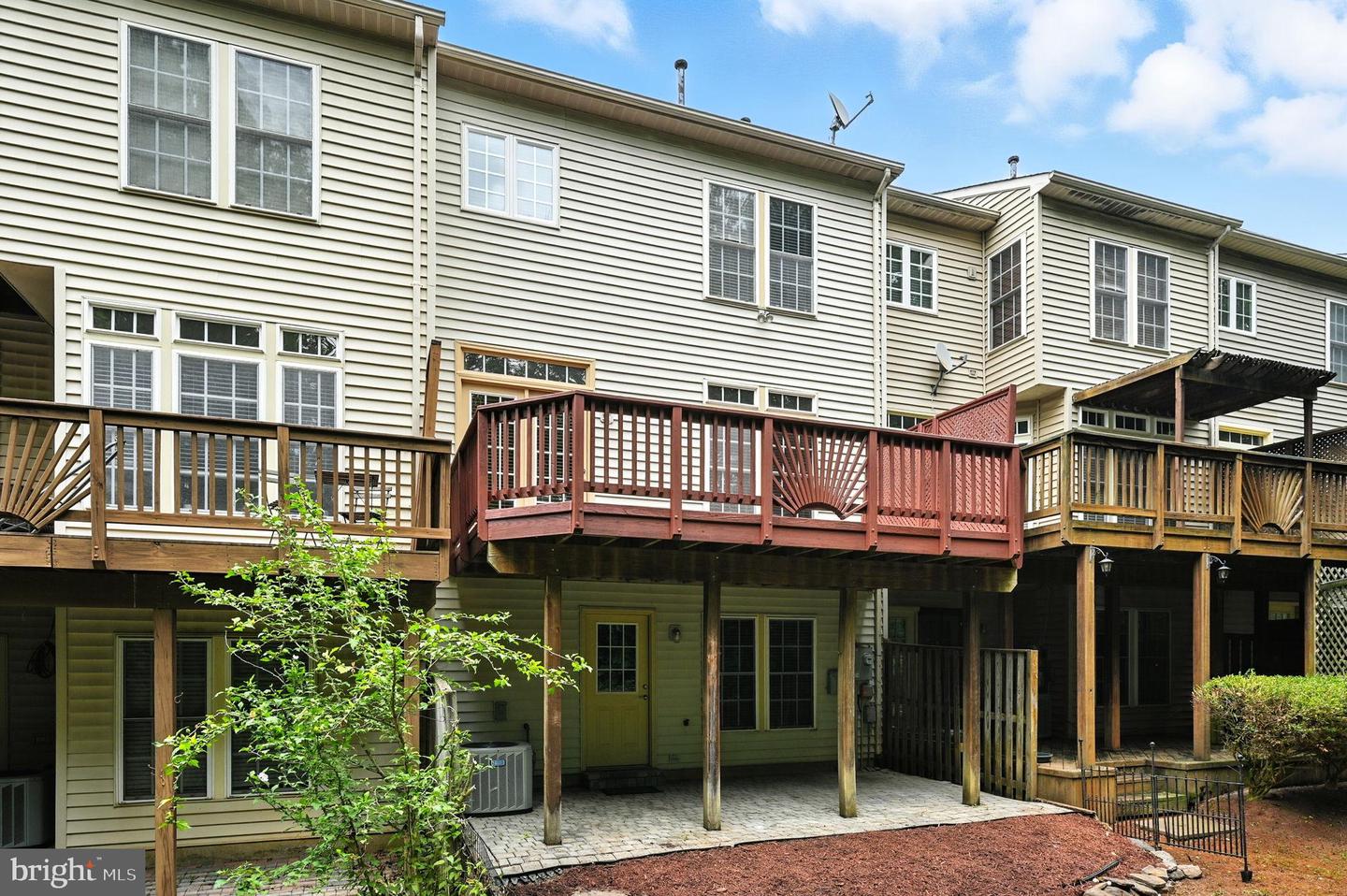 14411 FOWLERS MILL DR, GAINESVILLE, Virginia 20155, 3 Bedrooms Bedrooms, ,3 BathroomsBathrooms,Residential,For sale,14411 FOWLERS MILL DR,VAPW2101252 MLS # VAPW2101252