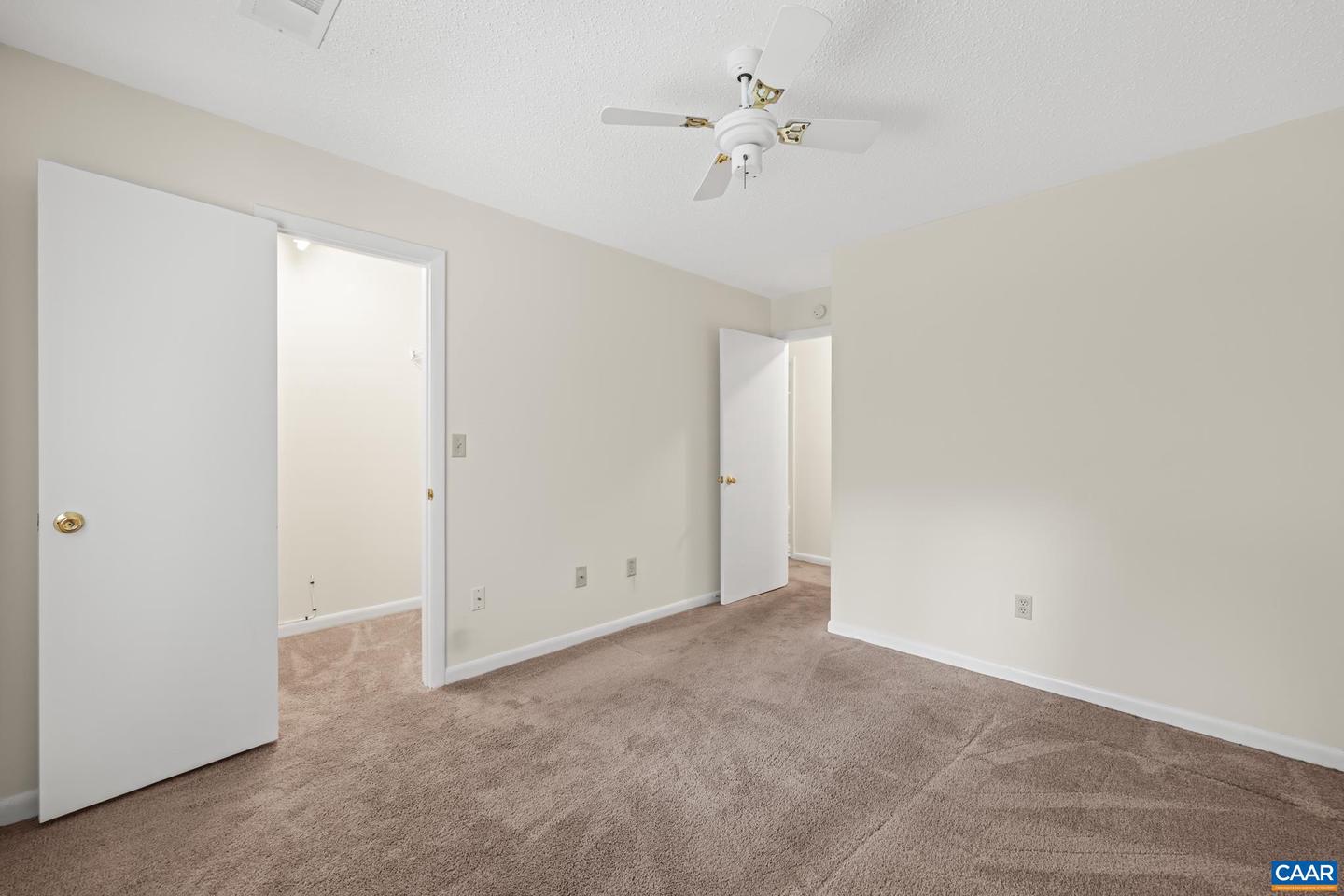 113 TURTLE CREEK RD #3, CHARLOTTESVILLE, Virginia 22901, 2 Bedrooms Bedrooms, ,2 BathroomsBathrooms,Residential,For sale,113 TURTLE CREEK RD #3,667703 MLS # 667703