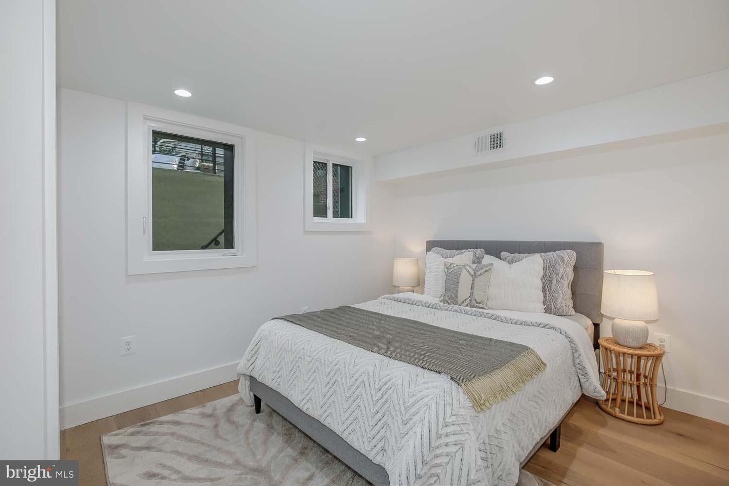 1438 TAYLOR ST NW, WASHINGTON, District Of Columbia 20011, 4 Bedrooms Bedrooms, ,3 BathroomsBathrooms,Residential,For sale,1438 TAYLOR ST NW,DCDC2214674 MLS # DCDC2214674