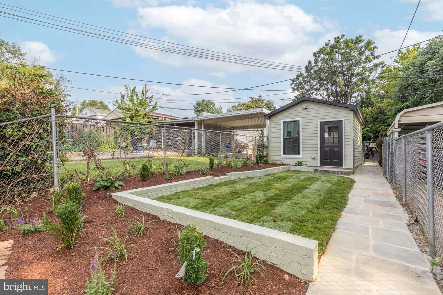 1438 TAYLOR ST NW, WASHINGTON, District Of Columbia 20011, 4 Bedrooms Bedrooms, ,3 BathroomsBathrooms,Residential,For sale,1438 TAYLOR ST NW,DCDC2214674 MLS # DCDC2214674