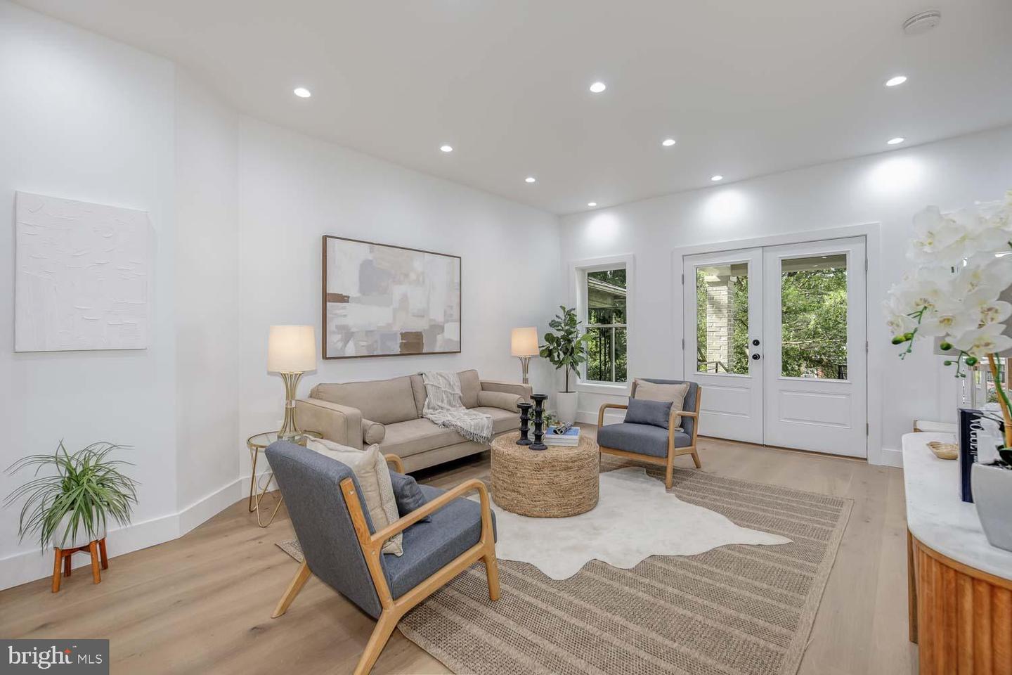 1438 TAYLOR ST NW, WASHINGTON, District Of Columbia 20011, 4 Bedrooms Bedrooms, ,3 BathroomsBathrooms,Residential,For sale,1438 TAYLOR ST NW,DCDC2214674 MLS # DCDC2214674