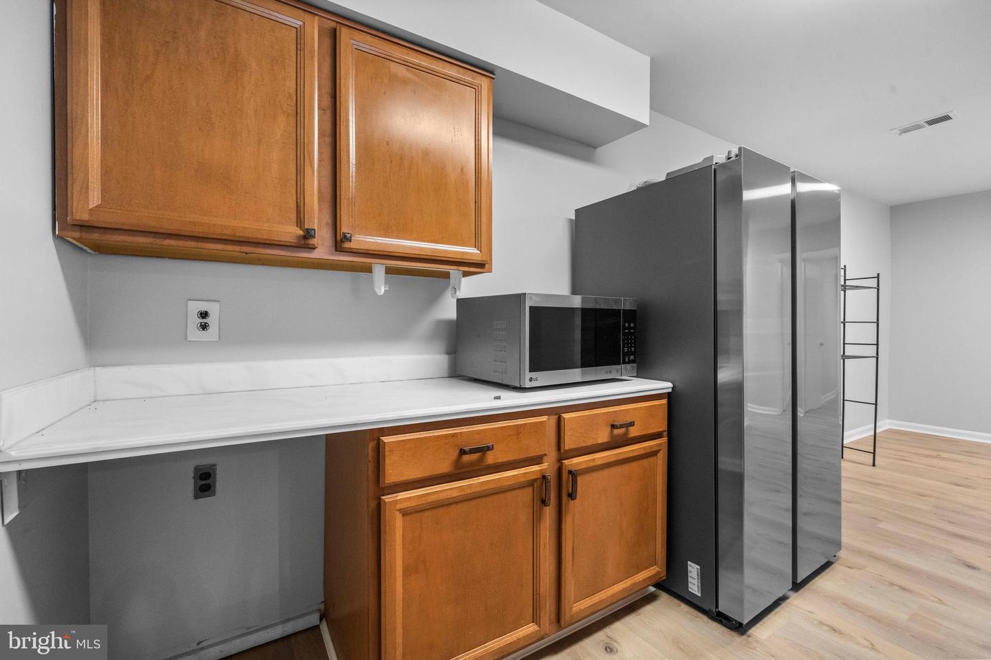 3824 PERSIMMON CIR, FAIRFAX, Virginia 22031, 2 Bedrooms Bedrooms, ,2 BathroomsBathrooms,Residential,For sale,3824 PERSIMMON CIR,VAFX2260624 MLS # VAFX2260624