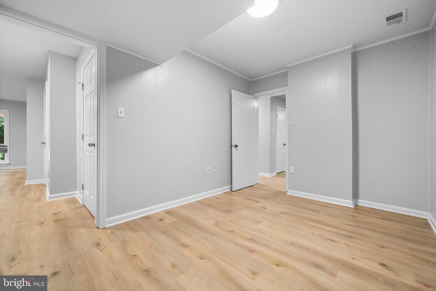 3824 PERSIMMON CIR, FAIRFAX, Virginia 22031, 2 Bedrooms Bedrooms, ,2 BathroomsBathrooms,Residential,For sale,3824 PERSIMMON CIR,VAFX2260624 MLS # VAFX2260624
