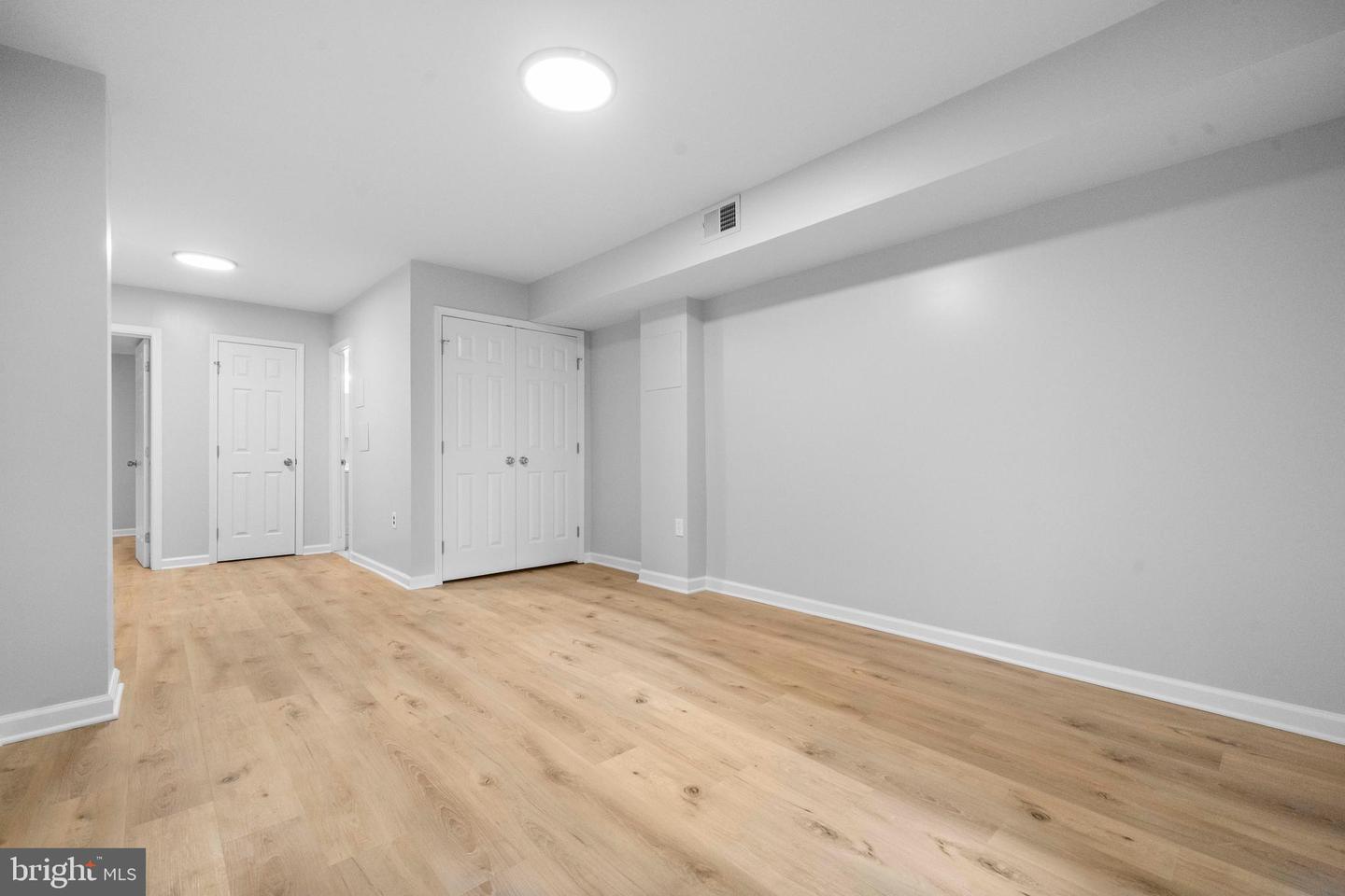 3824 PERSIMMON CIR, FAIRFAX, Virginia 22031, 2 Bedrooms Bedrooms, ,2 BathroomsBathrooms,Residential,For sale,3824 PERSIMMON CIR,VAFX2260624 MLS # VAFX2260624