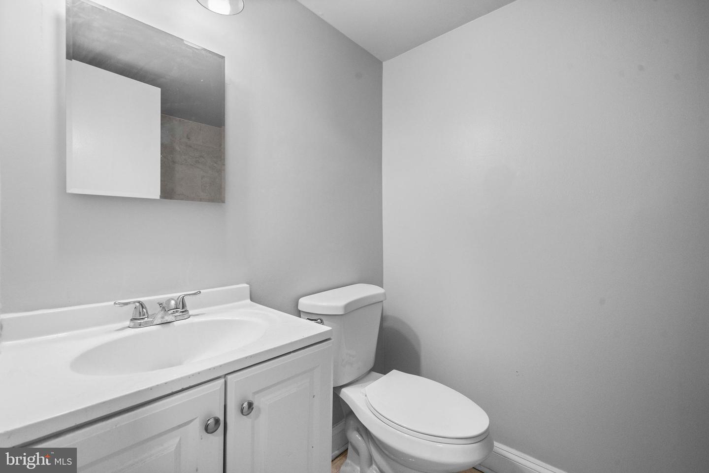 3824 PERSIMMON CIR, FAIRFAX, Virginia 22031, 2 Bedrooms Bedrooms, ,2 BathroomsBathrooms,Residential,For sale,3824 PERSIMMON CIR,VAFX2260624 MLS # VAFX2260624