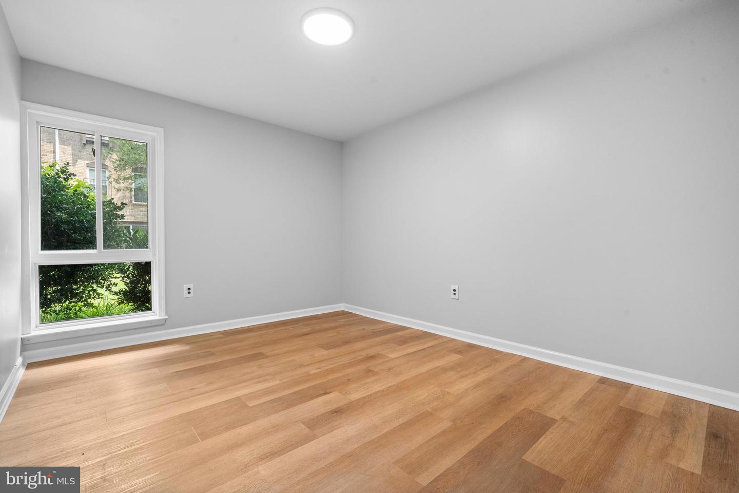 3824 PERSIMMON CIR, FAIRFAX, Virginia 22031, 2 Bedrooms Bedrooms, ,2 BathroomsBathrooms,Residential,For sale,3824 PERSIMMON CIR,VAFX2260624 MLS # VAFX2260624