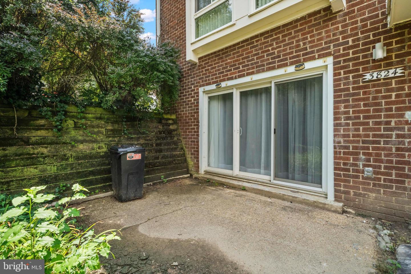 3824 PERSIMMON CIR, FAIRFAX, Virginia 22031, 2 Bedrooms Bedrooms, ,2 BathroomsBathrooms,Residential,For sale,3824 PERSIMMON CIR,VAFX2260624 MLS # VAFX2260624