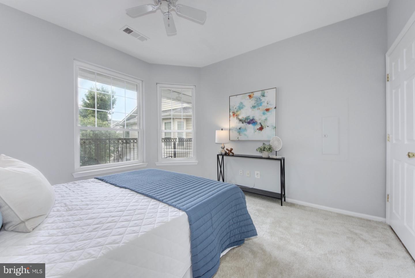 1600 SPRING GATE DR #2406, MCLEAN, Virginia 22102, 1 Bedroom Bedrooms, ,1 BathroomBathrooms,Residential,For sale,1600 SPRING GATE DR #2406,VAFX2260426 MLS # VAFX2260426
