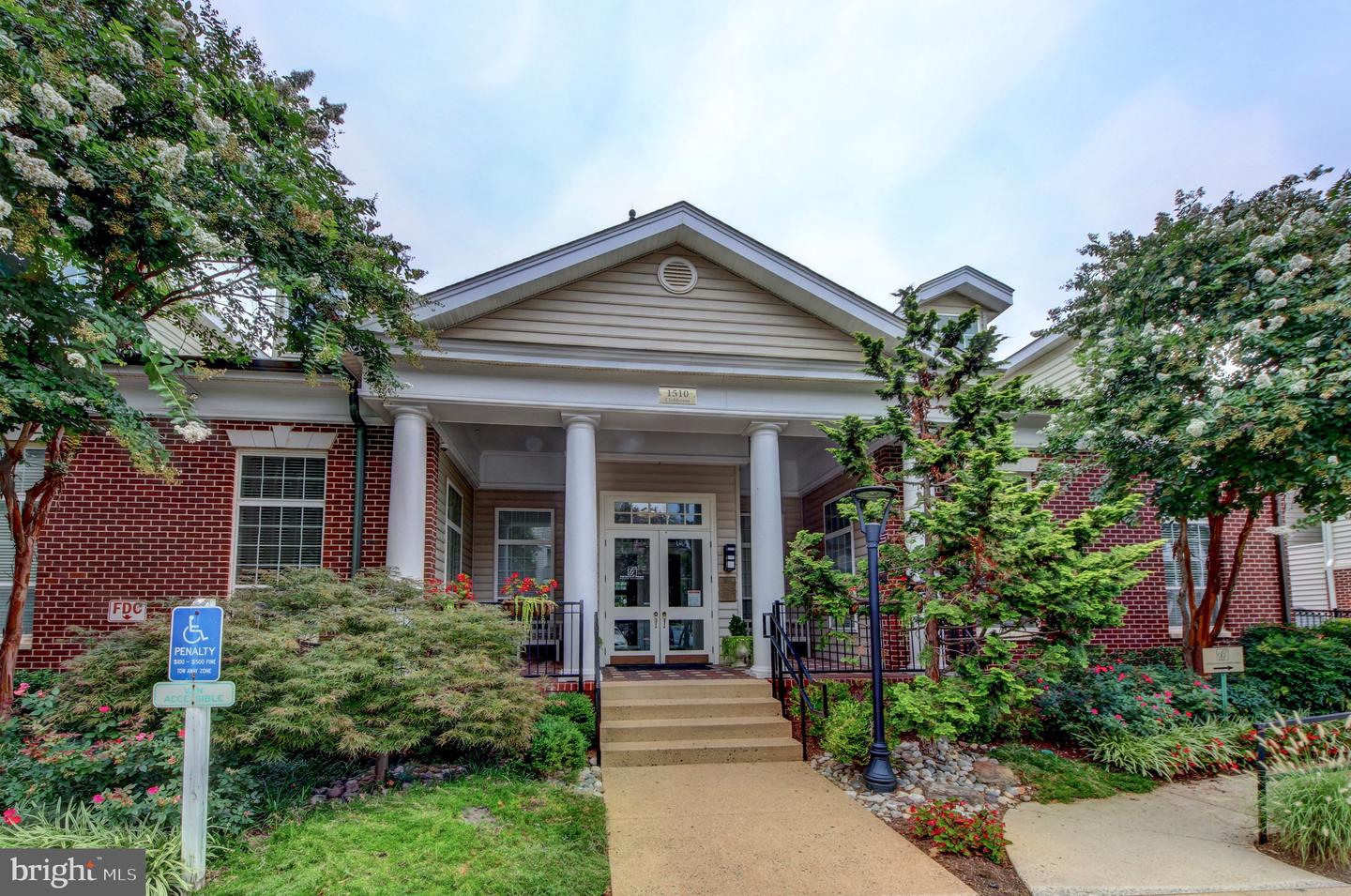 1600 SPRING GATE DR #2406, MCLEAN, Virginia 22102, 1 Bedroom Bedrooms, ,1 BathroomBathrooms,Residential,For sale,1600 SPRING GATE DR #2406,VAFX2260426 MLS # VAFX2260426