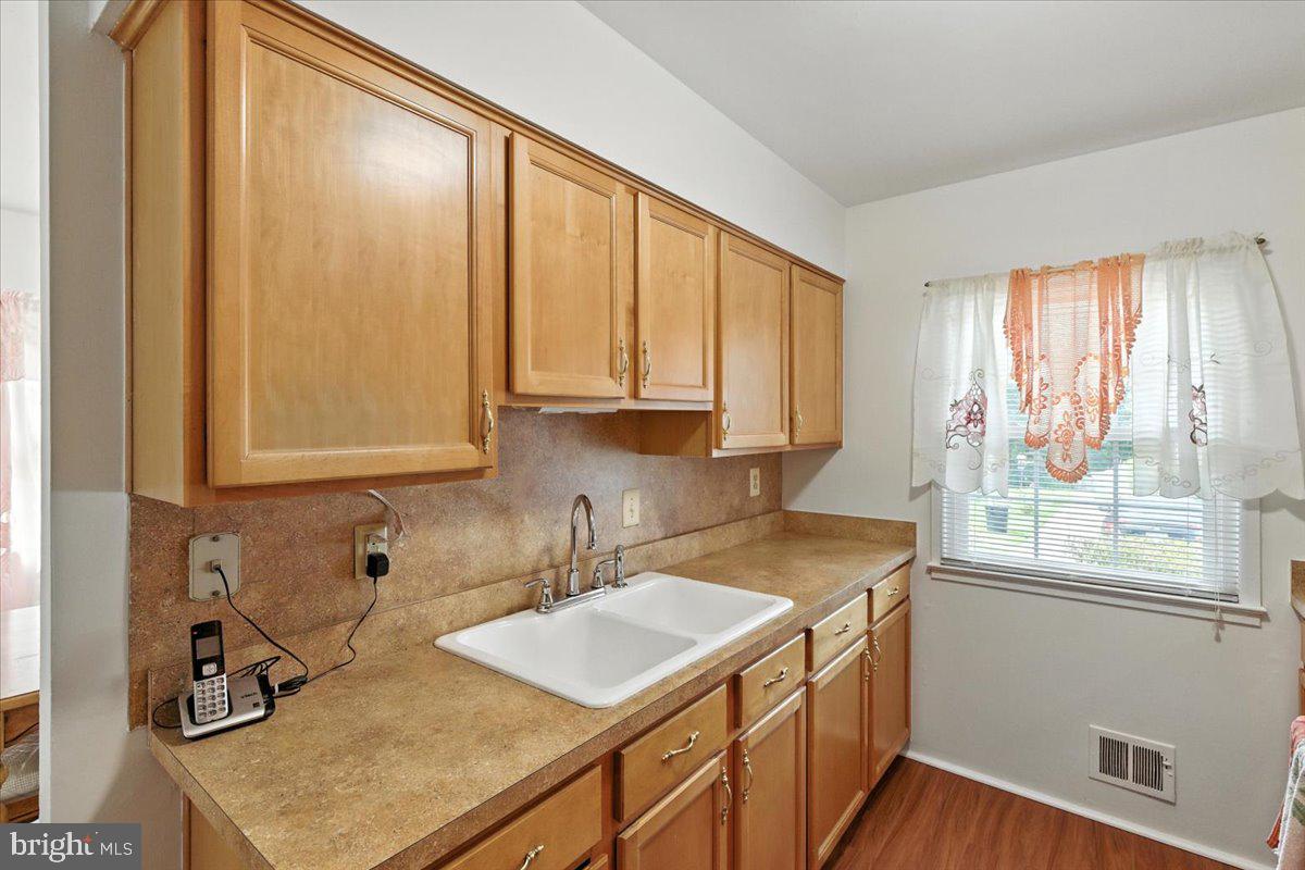 15015 ASHDALE CIR, WOODBRIDGE, Virginia 22193, 4 Bedrooms Bedrooms, ,2 BathroomsBathrooms,Residential,For sale,15015 ASHDALE CIR,VAPW2101186 MLS # VAPW2101186
