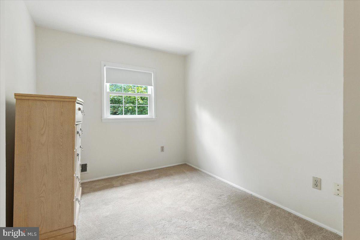 15015 ASHDALE CIR, WOODBRIDGE, Virginia 22193, 4 Bedrooms Bedrooms, ,2 BathroomsBathrooms,Residential,For sale,15015 ASHDALE CIR,VAPW2101186 MLS # VAPW2101186