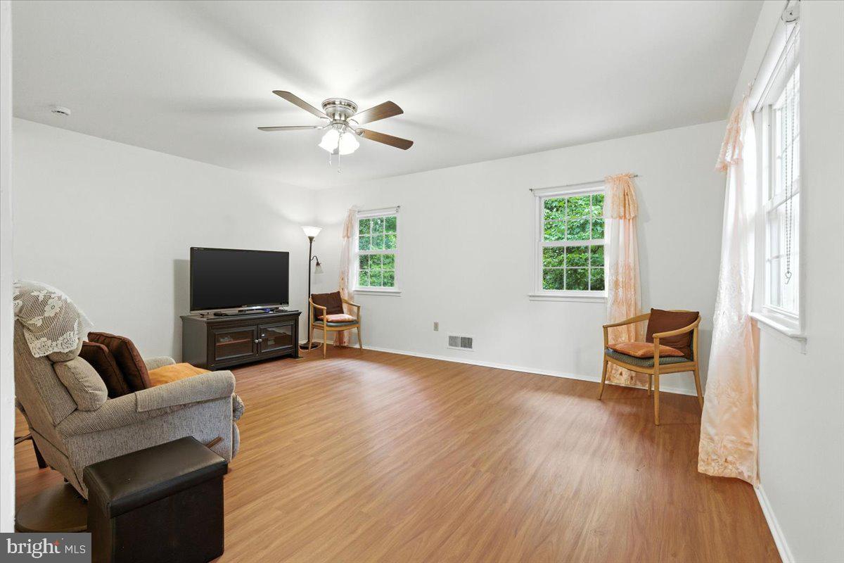 15015 ASHDALE CIR, WOODBRIDGE, Virginia 22193, 4 Bedrooms Bedrooms, ,2 BathroomsBathrooms,Residential,For sale,15015 ASHDALE CIR,VAPW2101186 MLS # VAPW2101186