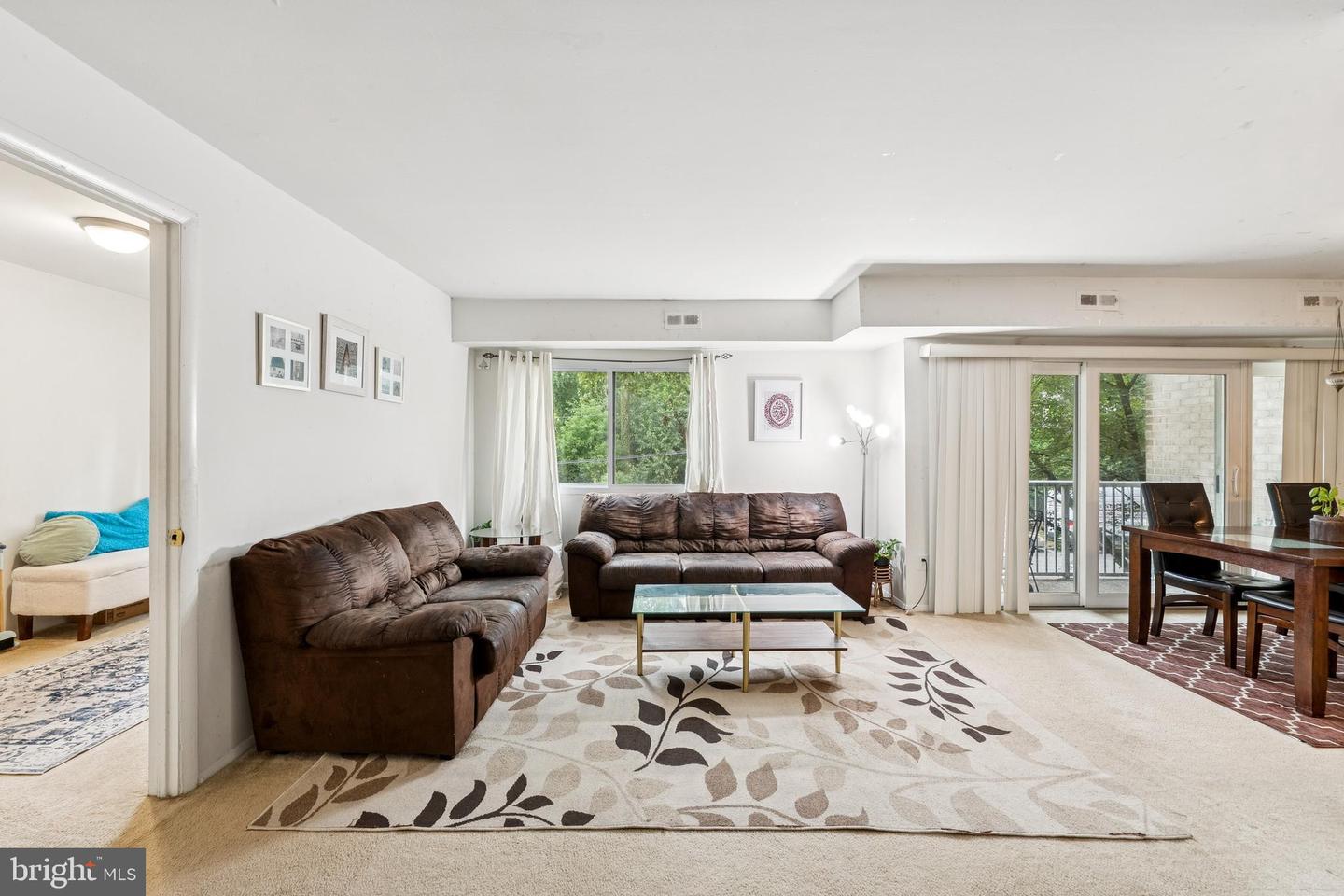 8006 CHANUTE PL ##8, FALLS CHURCH, Virginia 22042, 3 Bedrooms Bedrooms, ,1 BathroomBathrooms,Residential,For sale,8006 CHANUTE PL ##8,VAFX2260498 MLS # VAFX2260498