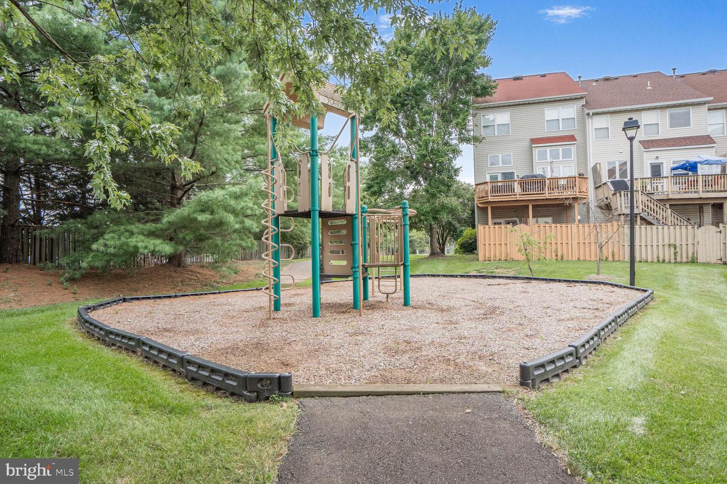 14612 SEASONS DR, CENTREVILLE, Virginia 20120, 3 Bedrooms Bedrooms, ,2 BathroomsBathrooms,Residential,For sale,14612 SEASONS DR,VAFX2260502 MLS # VAFX2260502
