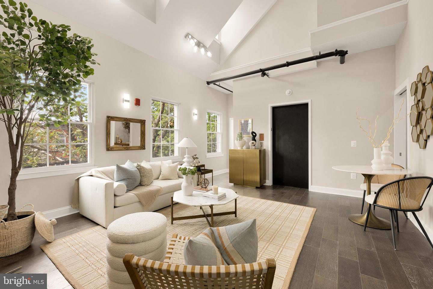 1225 KING ST #405, ALEXANDRIA, Virginia 22314, 3 Bedrooms Bedrooms, ,2 BathroomsBathrooms,Residential,For sale,1225 KING ST #405,VAAX2048434 MLS # VAAX2048434
