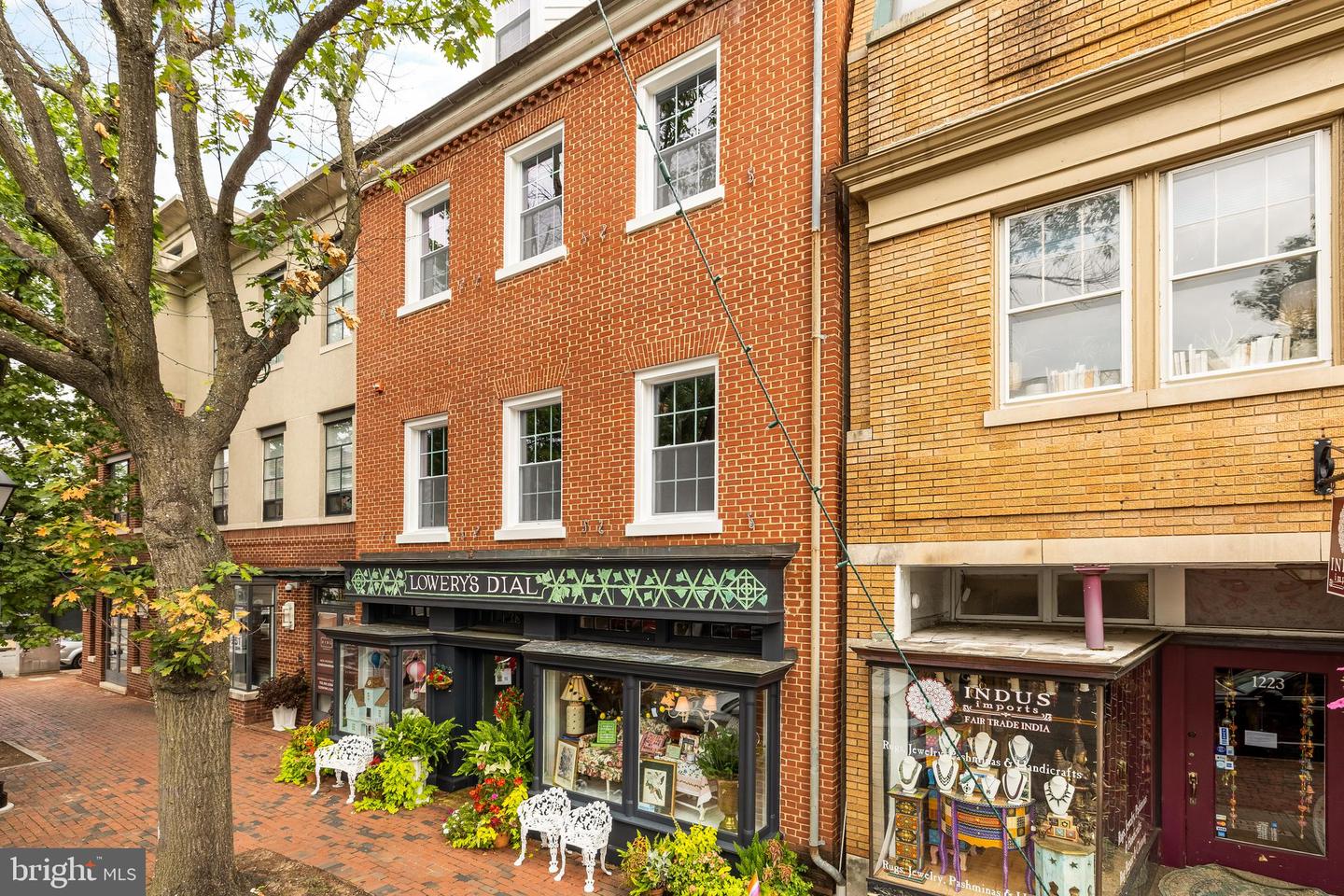 1225 KING ST #405, ALEXANDRIA, Virginia 22314, 3 Bedrooms Bedrooms, ,2 BathroomsBathrooms,Residential,For sale,1225 KING ST #405,VAAX2048434 MLS # VAAX2048434