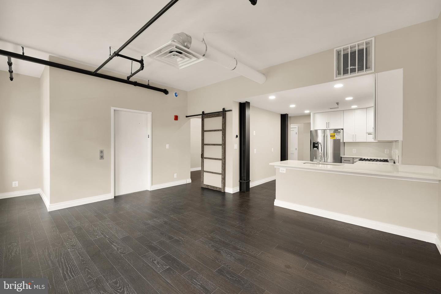 1225 KING ST #300, ALEXANDRIA, Virginia 22314, 1 Bedroom Bedrooms, ,1 BathroomBathrooms,Residential,For sale,1225 KING ST #300,VAAX2048438 MLS # VAAX2048438