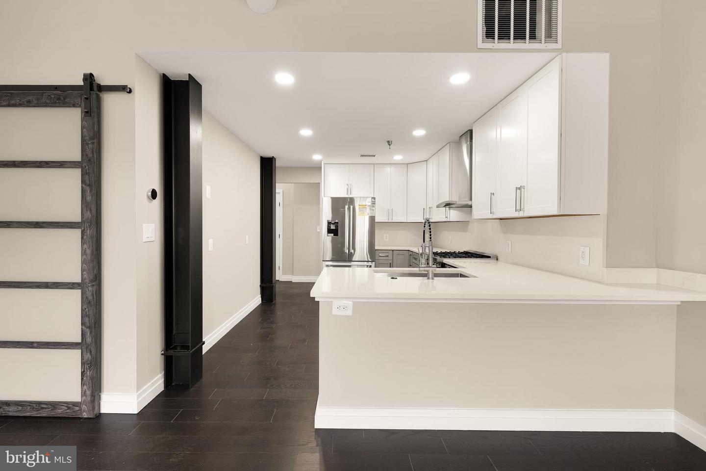 1225 KING ST #300, ALEXANDRIA, Virginia 22314, 1 Bedroom Bedrooms, ,1 BathroomBathrooms,Residential,For sale,1225 KING ST #300,VAAX2048438 MLS # VAAX2048438