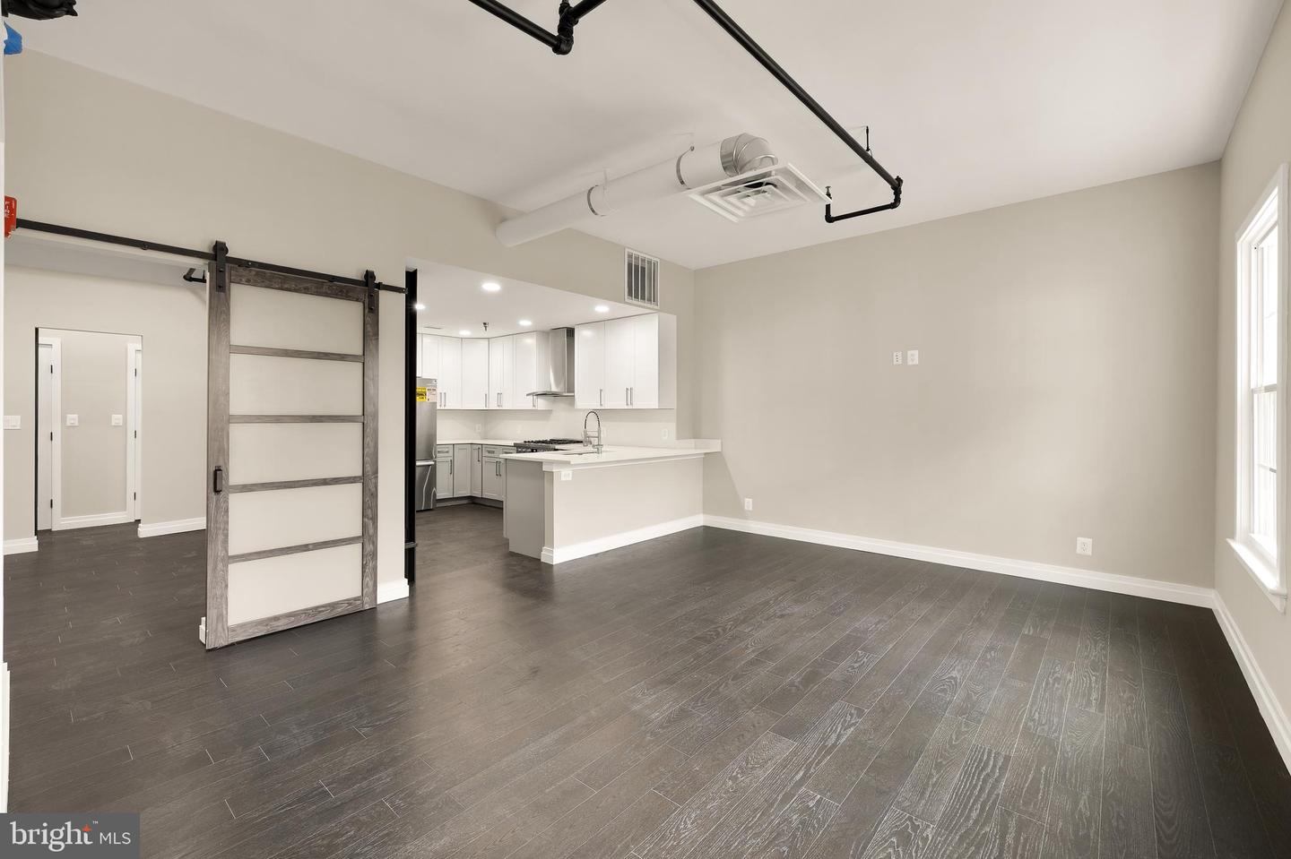 1225 KING ST #300, ALEXANDRIA, Virginia 22314, 1 Bedroom Bedrooms, ,1 BathroomBathrooms,Residential,For sale,1225 KING ST #300,VAAX2048438 MLS # VAAX2048438