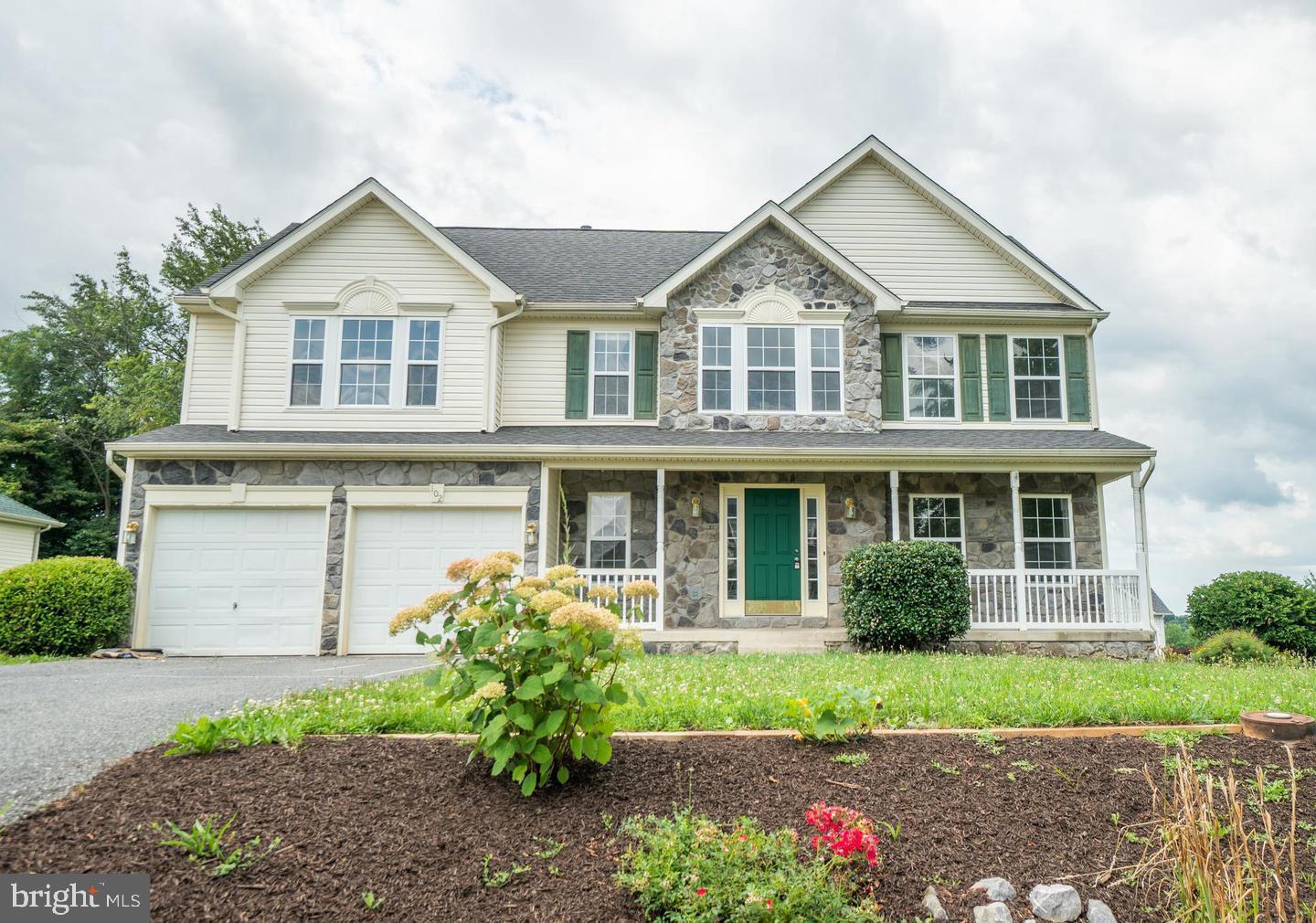 102 CALIBER CT, WINCHESTER, Virginia 22603, 4 Bedrooms Bedrooms, ,3 BathroomsBathrooms,Residential,For sale,102 CALIBER CT,VAFV2036020 MLS # VAFV2036020