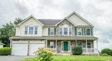 102 CALIBER CT, WINCHESTER, Virginia 22603, 4 Bedrooms Bedrooms, ,3 BathroomsBathrooms,Residential,For sale,102 CALIBER CT,VAFV2036020 MLS # VAFV2036020