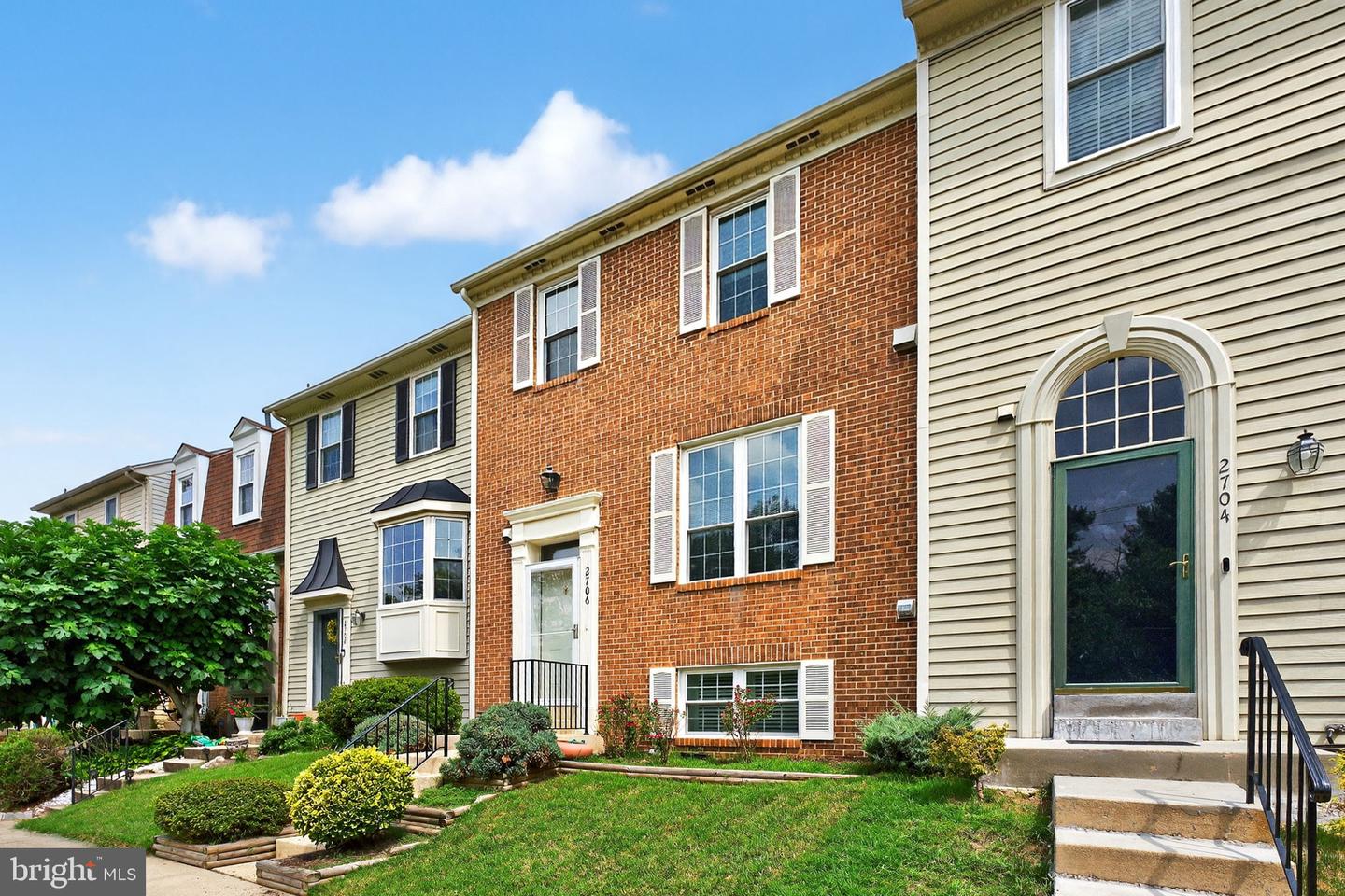 2706 SHERWOOD HALL LN, ALEXANDRIA, Virginia 22306, 3 Bedrooms Bedrooms, ,2 BathroomsBathrooms,Residential,For sale,2706 SHERWOOD HALL LN,VAFX2260534 MLS # VAFX2260534