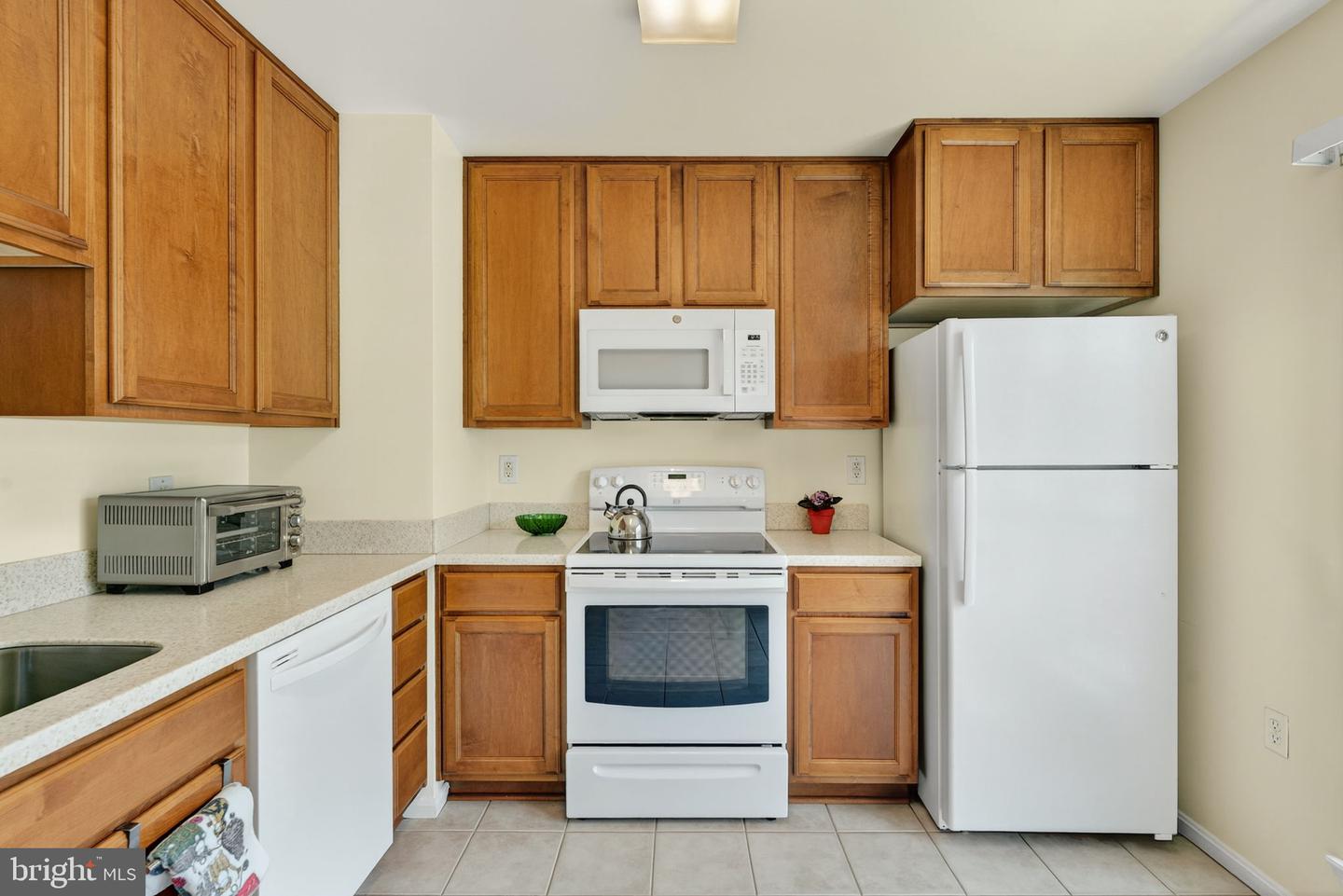 2706 SHERWOOD HALL LN, ALEXANDRIA, Virginia 22306, 3 Bedrooms Bedrooms, ,2 BathroomsBathrooms,Residential,For sale,2706 SHERWOOD HALL LN,VAFX2260534 MLS # VAFX2260534