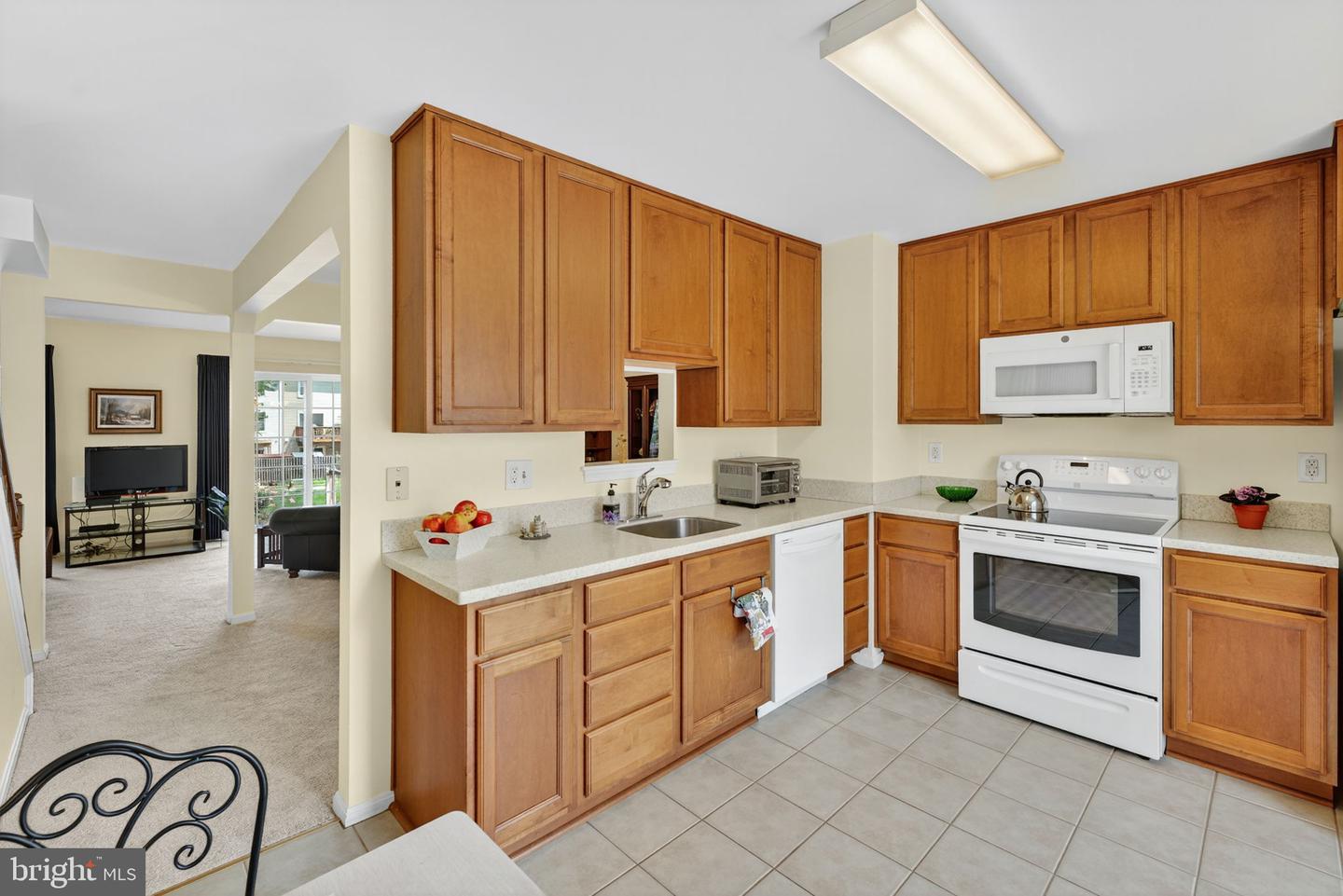 2706 SHERWOOD HALL LN, ALEXANDRIA, Virginia 22306, 3 Bedrooms Bedrooms, ,2 BathroomsBathrooms,Residential,For sale,2706 SHERWOOD HALL LN,VAFX2260534 MLS # VAFX2260534