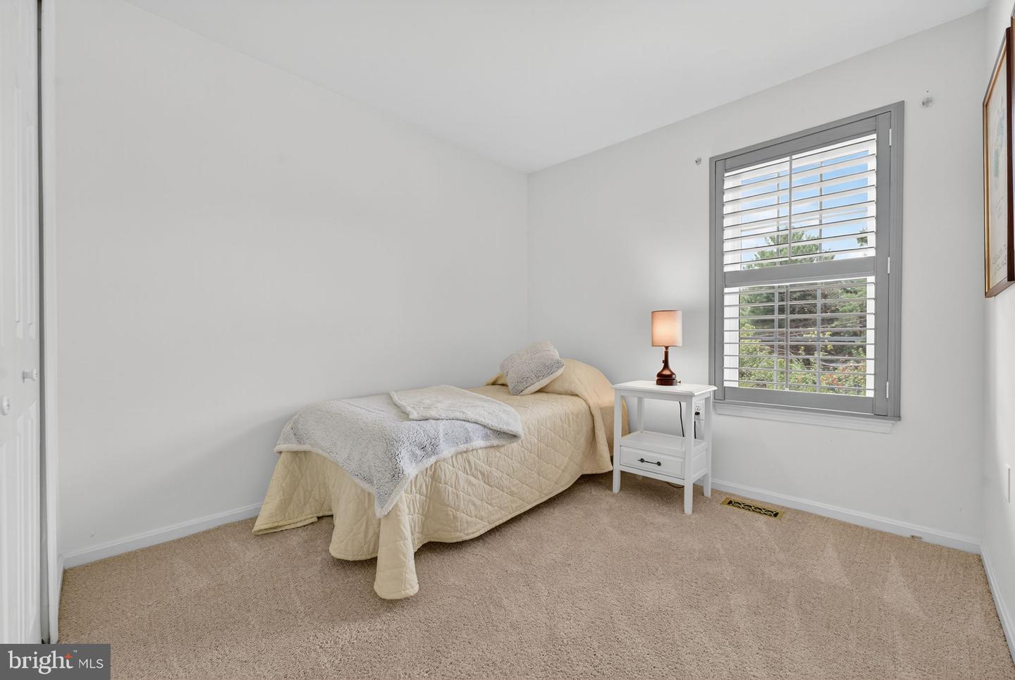 2706 SHERWOOD HALL LN, ALEXANDRIA, Virginia 22306, 3 Bedrooms Bedrooms, ,2 BathroomsBathrooms,Residential,For sale,2706 SHERWOOD HALL LN,VAFX2260534 MLS # VAFX2260534