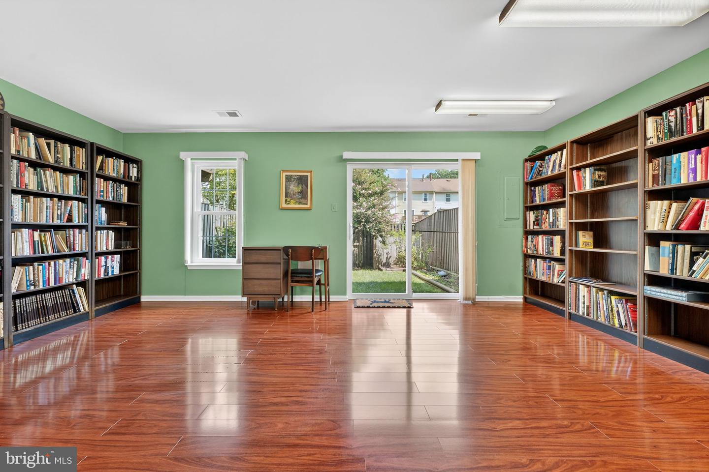 2706 SHERWOOD HALL LN, ALEXANDRIA, Virginia 22306, 3 Bedrooms Bedrooms, ,2 BathroomsBathrooms,Residential,For sale,2706 SHERWOOD HALL LN,VAFX2260534 MLS # VAFX2260534