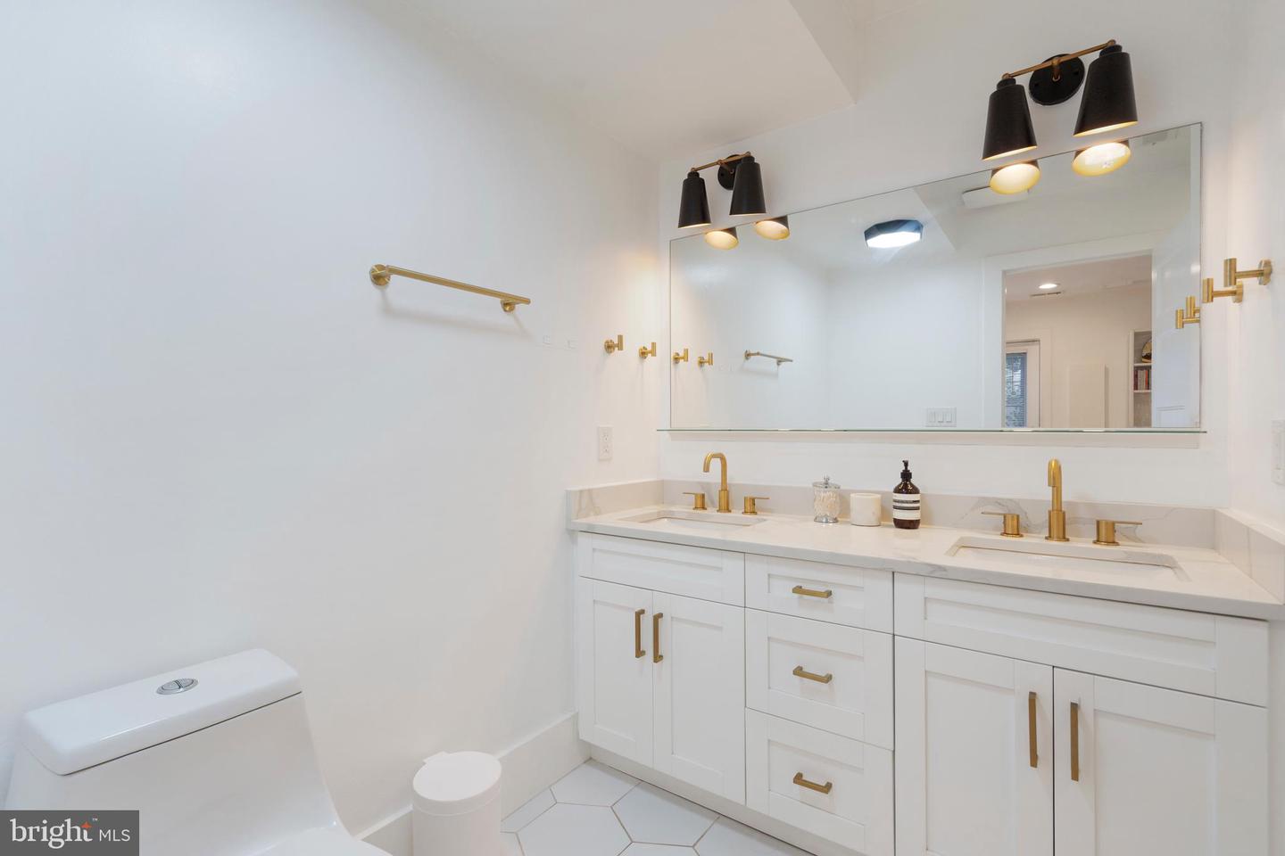 1427 WEST VIRGINIA AVE NE #1, WASHINGTON, District Of Columbia 20002, 2 Bedrooms Bedrooms, ,2 BathroomsBathrooms,Residential,For sale,1427 WEST VIRGINIA AVE NE #1,DCDC2214618 MLS # DCDC2214618