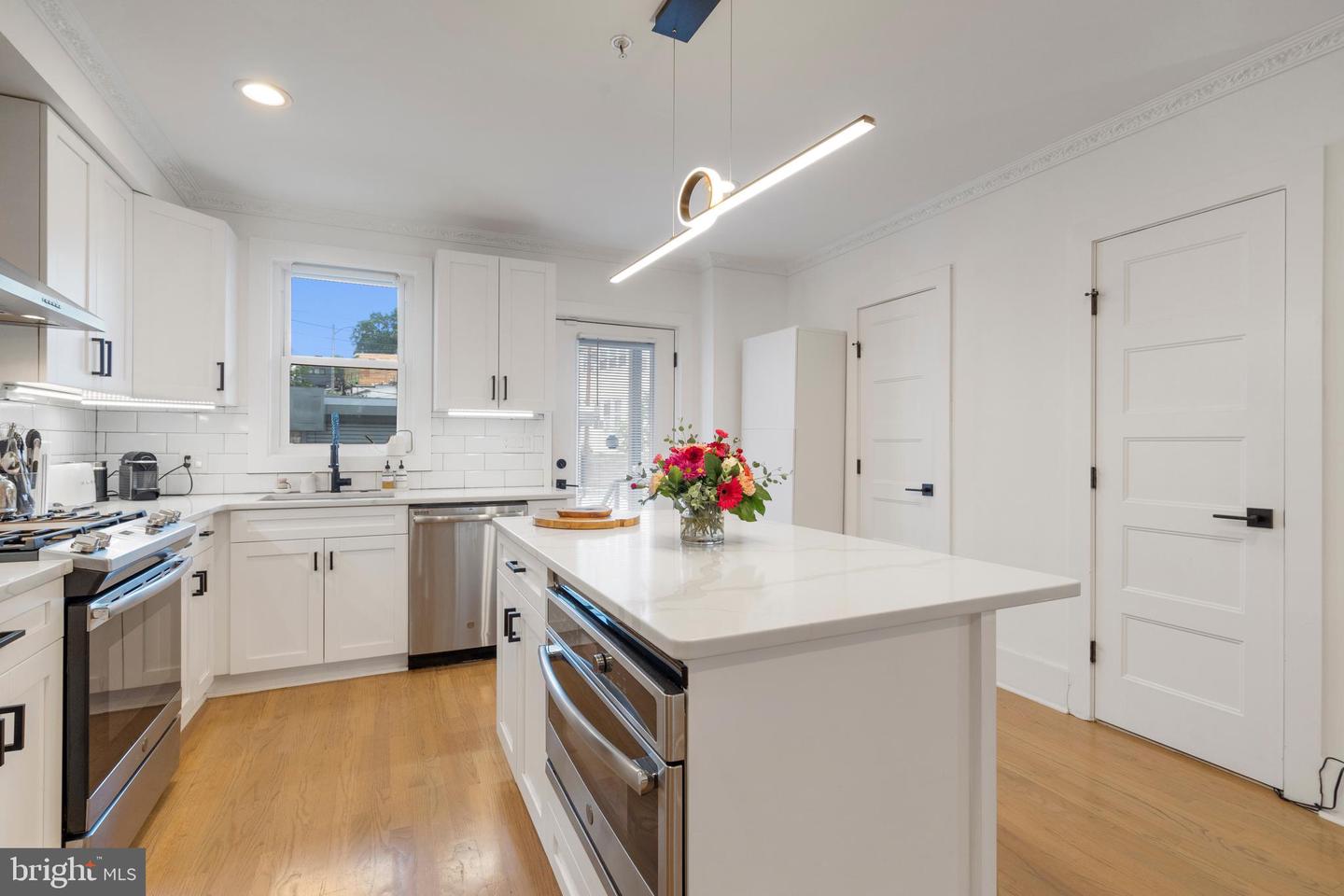 1427 WEST VIRGINIA AVE NE #1, WASHINGTON, District Of Columbia 20002, 2 Bedrooms Bedrooms, ,2 BathroomsBathrooms,Residential,For sale,1427 WEST VIRGINIA AVE NE #1,DCDC2214618 MLS # DCDC2214618