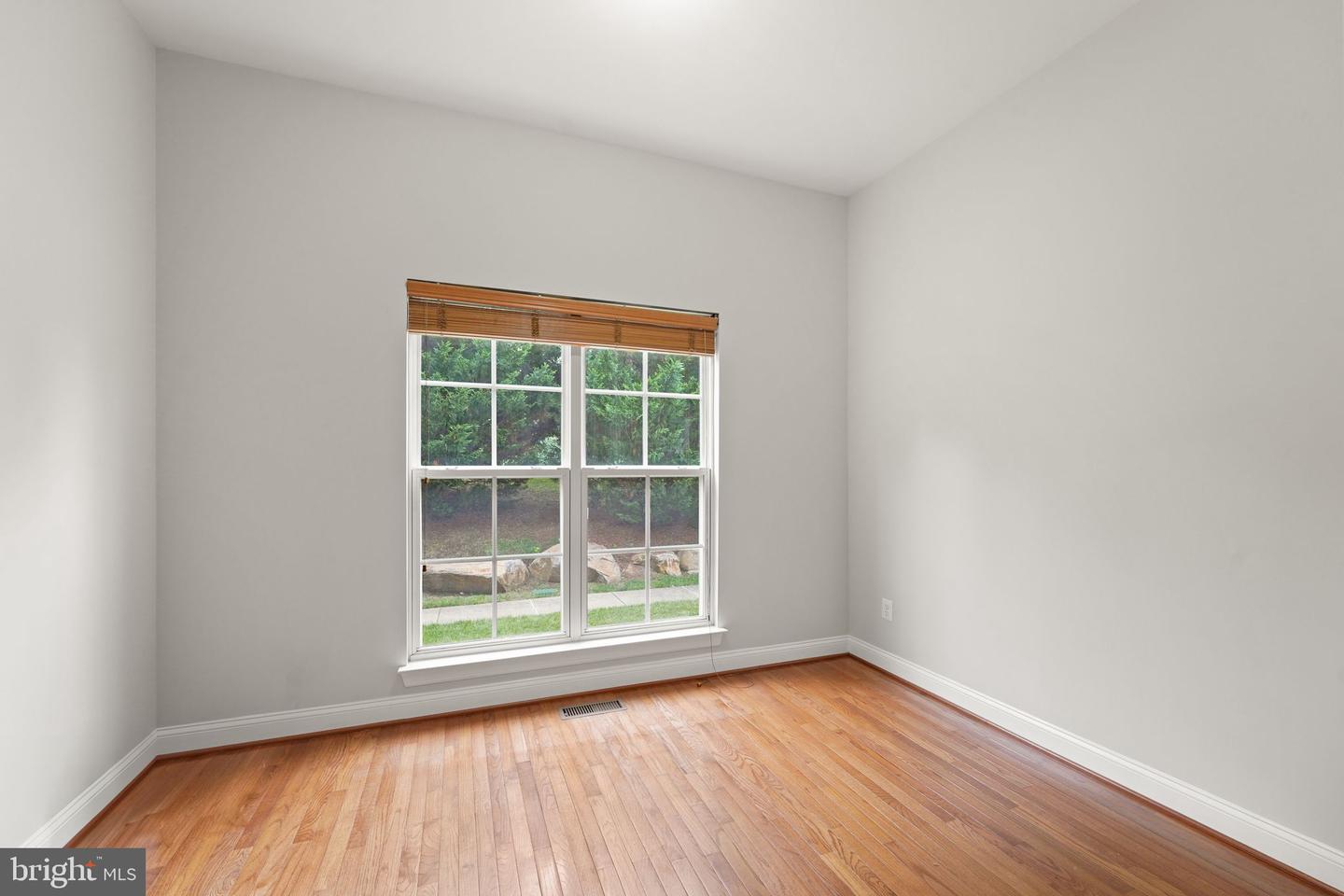 42683 EXPLORER DR, BRAMBLETON, Virginia 20148, 3 Bedrooms Bedrooms, ,3 BathroomsBathrooms,Residential,For sale,42683 EXPLORER DR,VALO2104314 MLS # VALO2104314