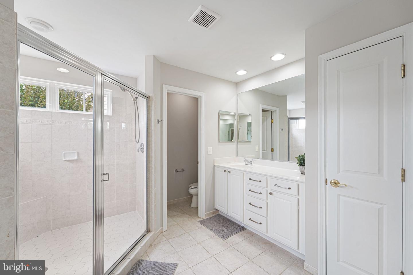 42683 EXPLORER DR, BRAMBLETON, Virginia 20148, 3 Bedrooms Bedrooms, ,3 BathroomsBathrooms,Residential,For sale,42683 EXPLORER DR,VALO2104314 MLS # VALO2104314