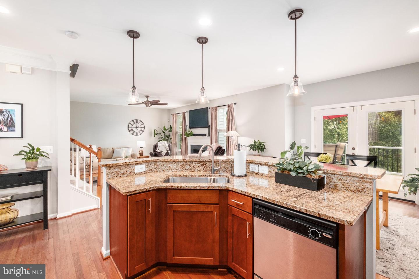 16485 CHATTANOOGA LN, WOODBRIDGE, Virginia 22191, 4 Bedrooms Bedrooms, ,3 BathroomsBathrooms,Residential,For sale,16485 CHATTANOOGA LN,VAPW2101242 MLS # VAPW2101242