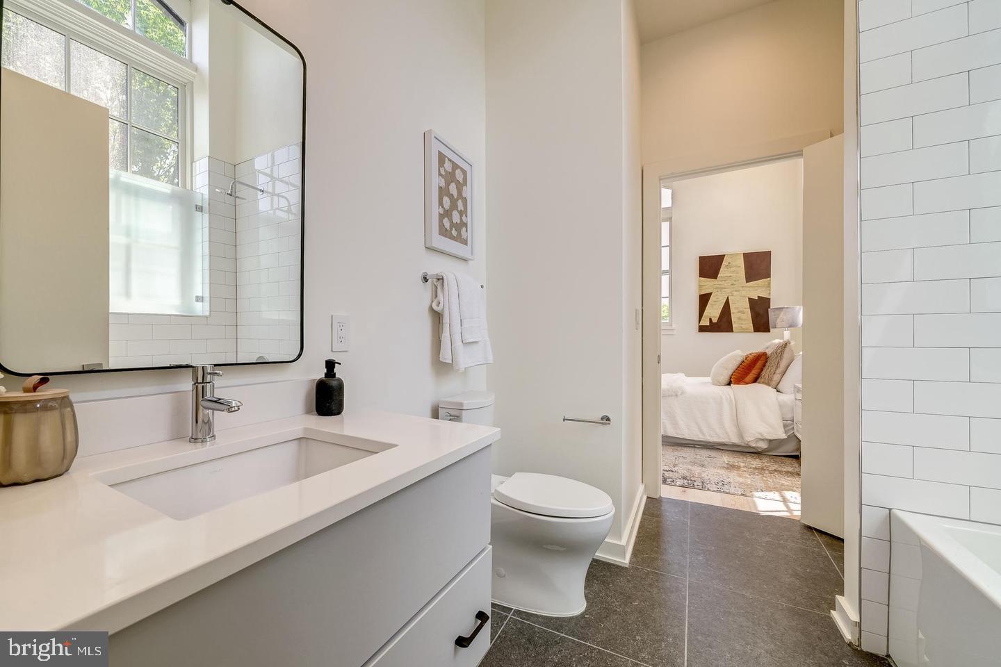 440 R ST NW #203, WASHINGTON, District Of Columbia 20001, 2 Bedrooms Bedrooms, ,2 BathroomsBathrooms,Residential,For sale,440 R ST NW #203,DCDC2214650 MLS # DCDC2214650