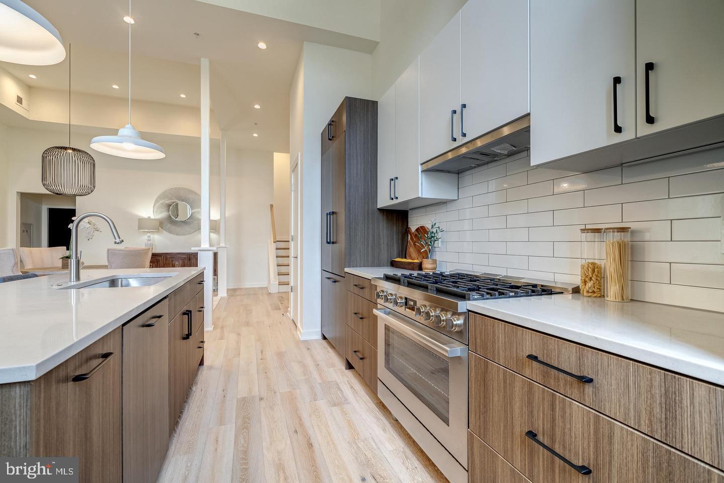 440 R ST NW #203, WASHINGTON, District Of Columbia 20001, 2 Bedrooms Bedrooms, ,2 BathroomsBathrooms,Residential,For sale,440 R ST NW #203,DCDC2214650 MLS # DCDC2214650