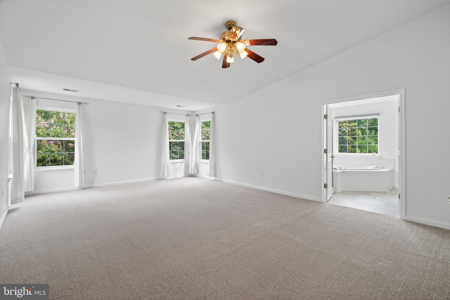 3004 VIDALIA CT, DUMFRIES, Virginia 22026, 4 Bedrooms Bedrooms, ,3 BathroomsBathrooms,Residential,For sale,3004 VIDALIA CT,VAPW2101246 MLS # VAPW2101246