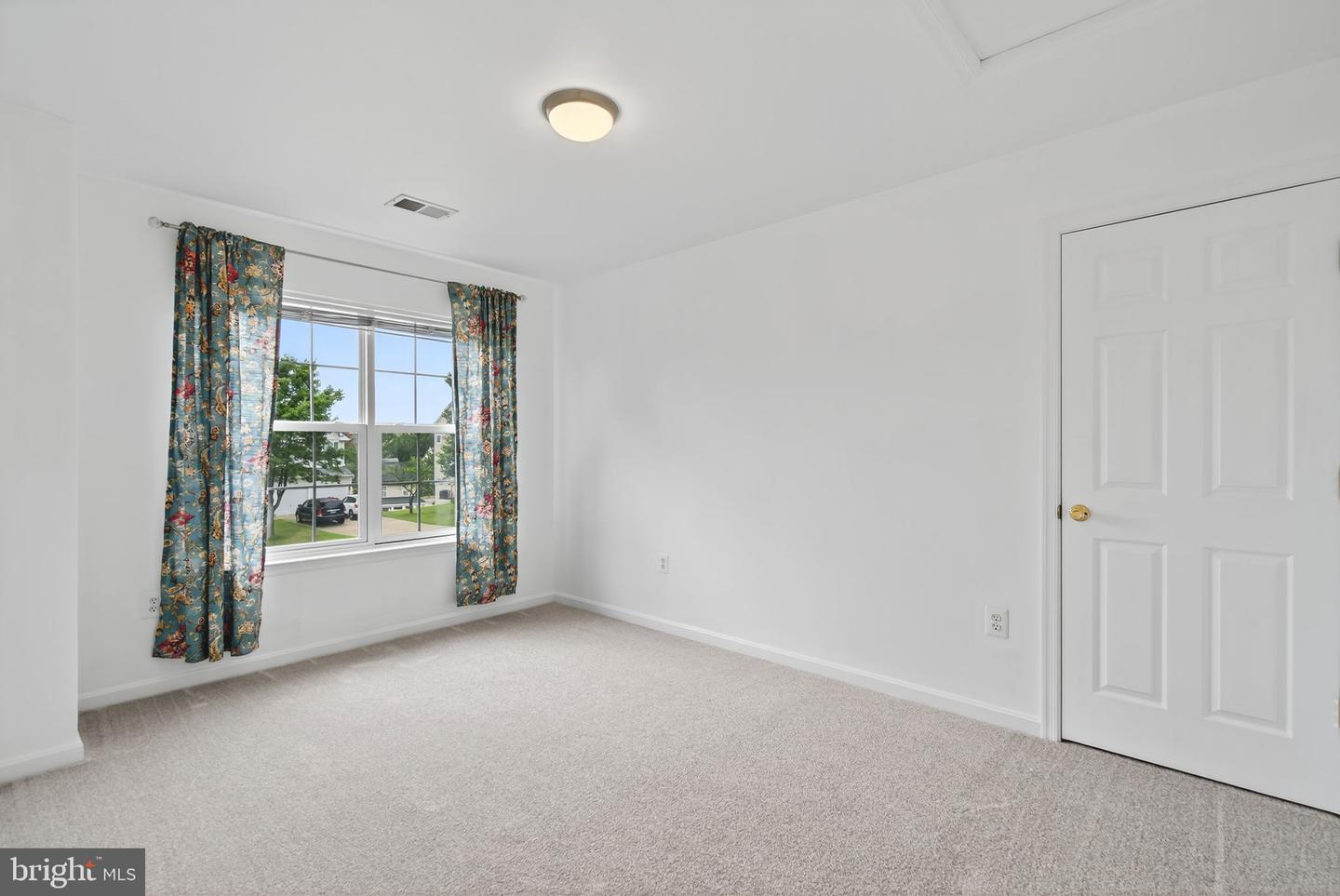 3004 VIDALIA CT, DUMFRIES, Virginia 22026, 4 Bedrooms Bedrooms, ,3 BathroomsBathrooms,Residential,For sale,3004 VIDALIA CT,VAPW2101246 MLS # VAPW2101246