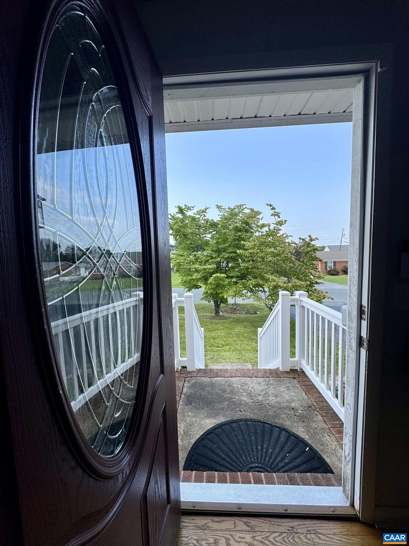 96 MILL STONE DR, VERONA, Virginia 24482, 3 Bedrooms Bedrooms, ,2 BathroomsBathrooms,Residential,For sale,96 MILL STONE DR,667701 MLS # 667701