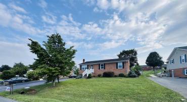 96 MILL STONE DR, VERONA, Virginia 24482, 3 Bedrooms Bedrooms, ,2 BathroomsBathrooms,Residential,For sale,96 MILL STONE DR,667701 MLS # 667701
